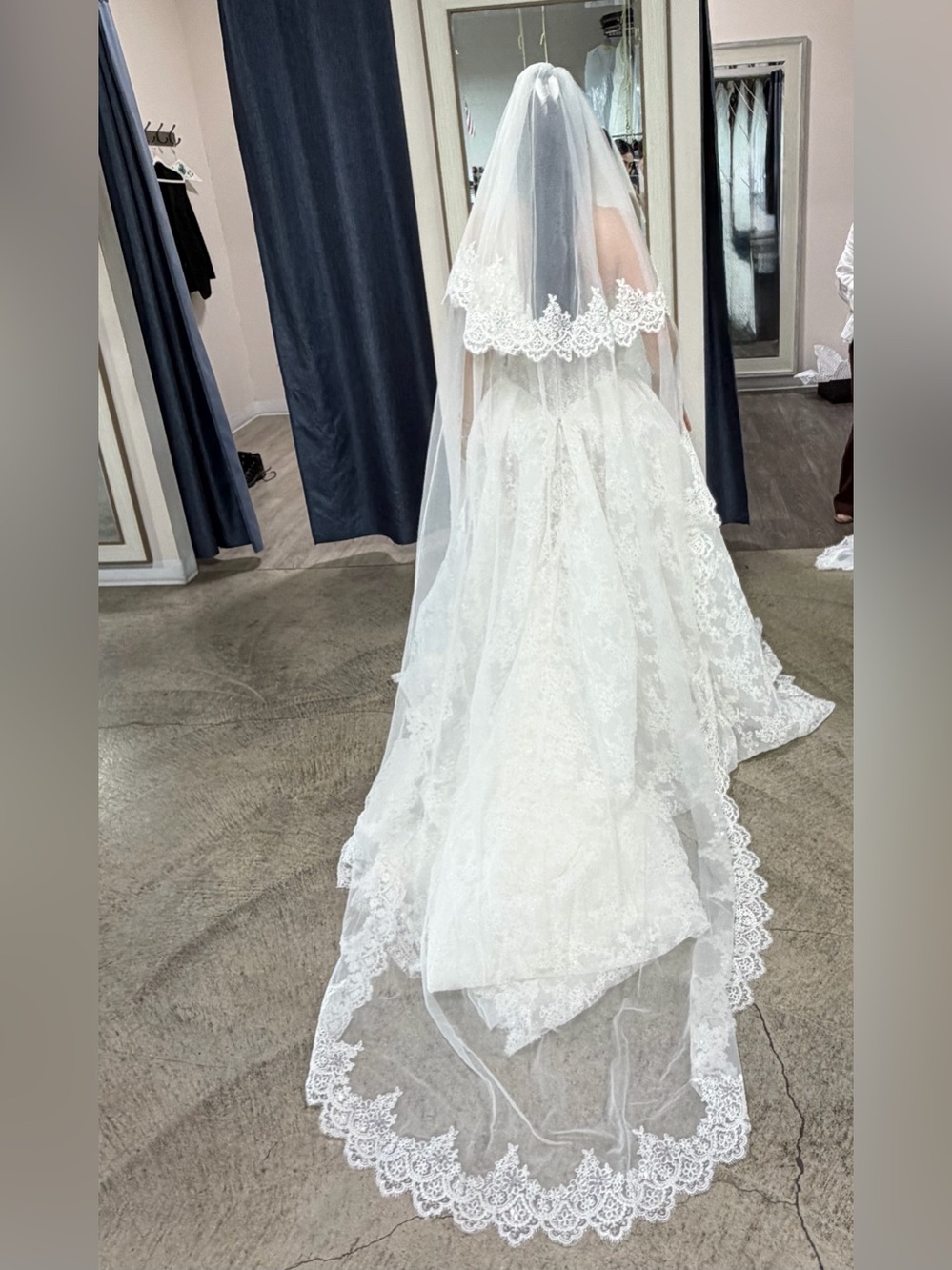 White Bridal Veil with Lace detailing